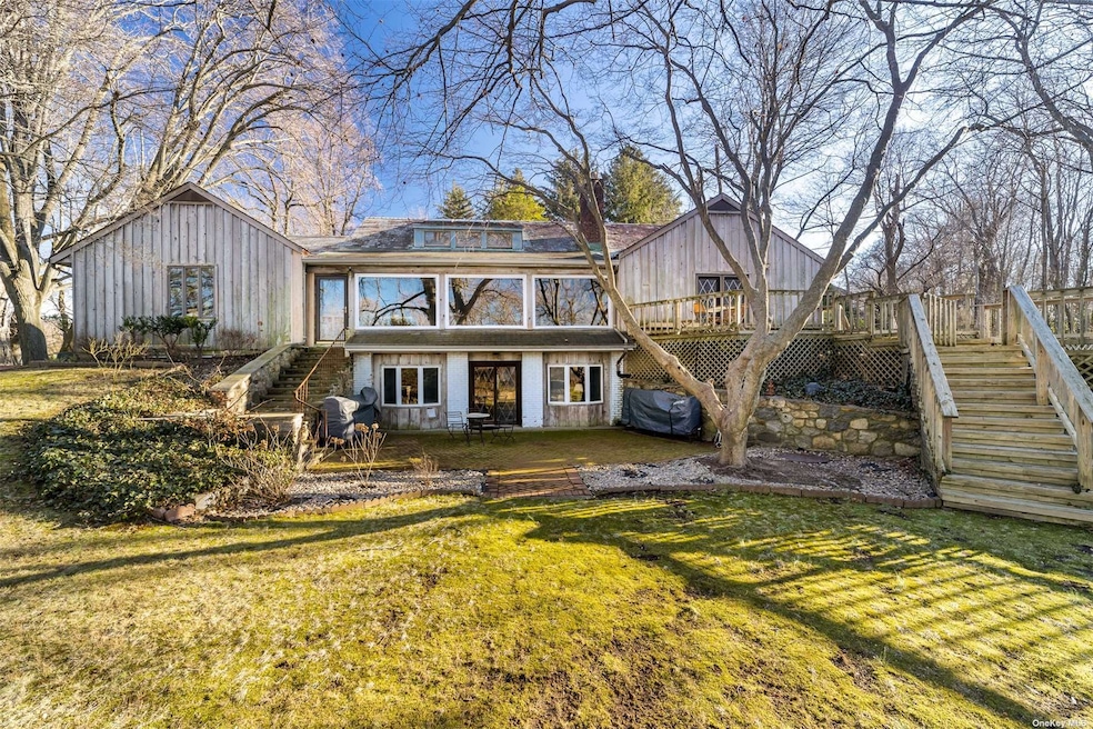 17 Ridge Rd, Glen Cove, NY 11542 - photo 1