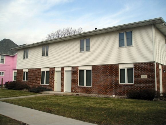 942 Elmwood Ave, Oshkosh, WI 54901 - photo 1