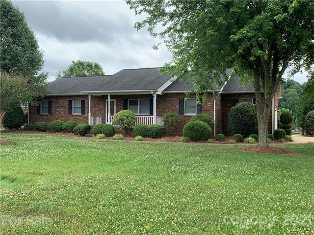 106 Ridgeview Rd, Statesville, NC 28625 - photo 1