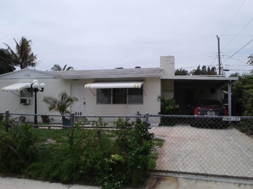 616 Putter Place, West Palm Beach, FL 33409 - photo 1