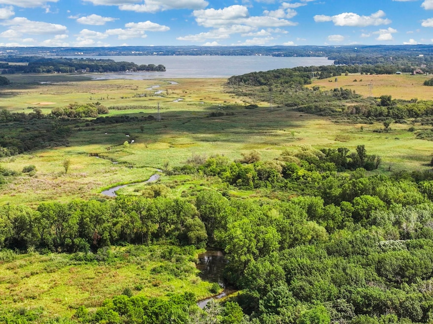 4671 White Oak Ct, Oregon, WI 53575 - photo 1