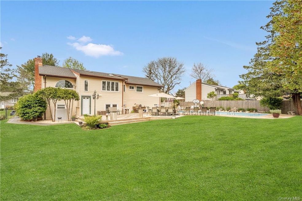 23 Country Ridge Dr N, Rye Brook, NY 10573 - photo 1