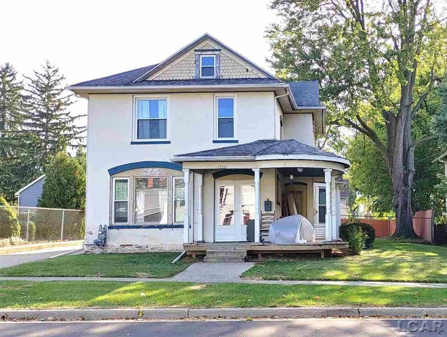 228 N Locust St, Adrian, MI 49221 - photo 1