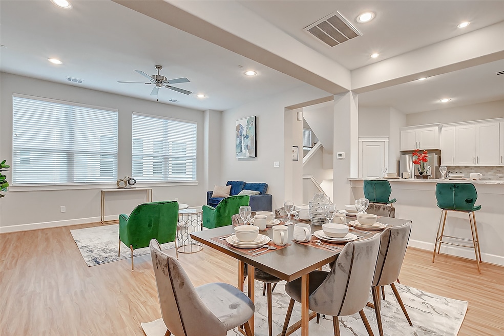 629 Link Rd, Houston, TX 77009 - photo 1