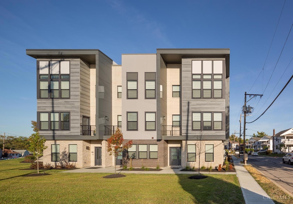 The Red Corner Townhomes, Cincinnati, OH 45209 - photo 1