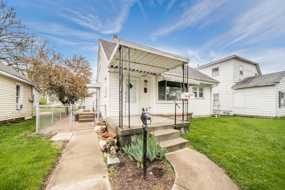 1529 W 5th St, Anderson, IN 46016 - photo 1