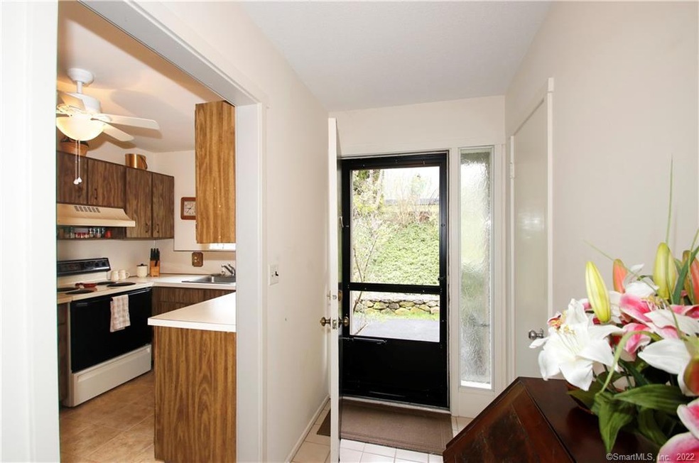 186B Heritage Village, Southbury, CT 06488 - photo 1