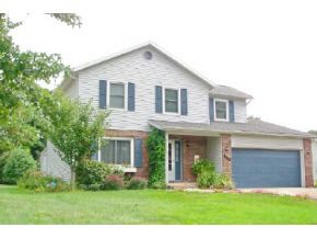 840 W Rosewood Dr, Bloomington, IN 47404 - photo 1