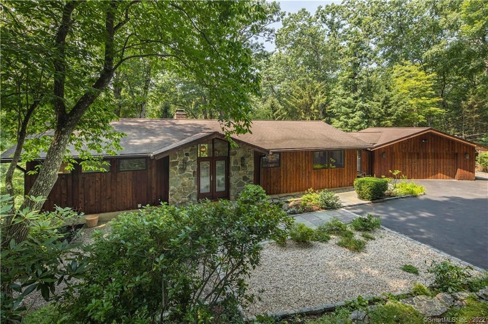 191 Parish Rd, New Canaan, CT 06840 - photo 1