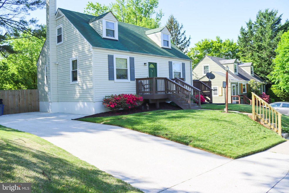 1807 Cromwood Rd, Parkville, MD 21234 - photo 1