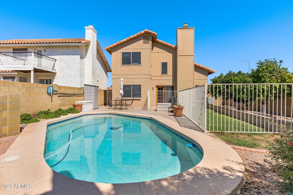 1002 N Alvaro-28