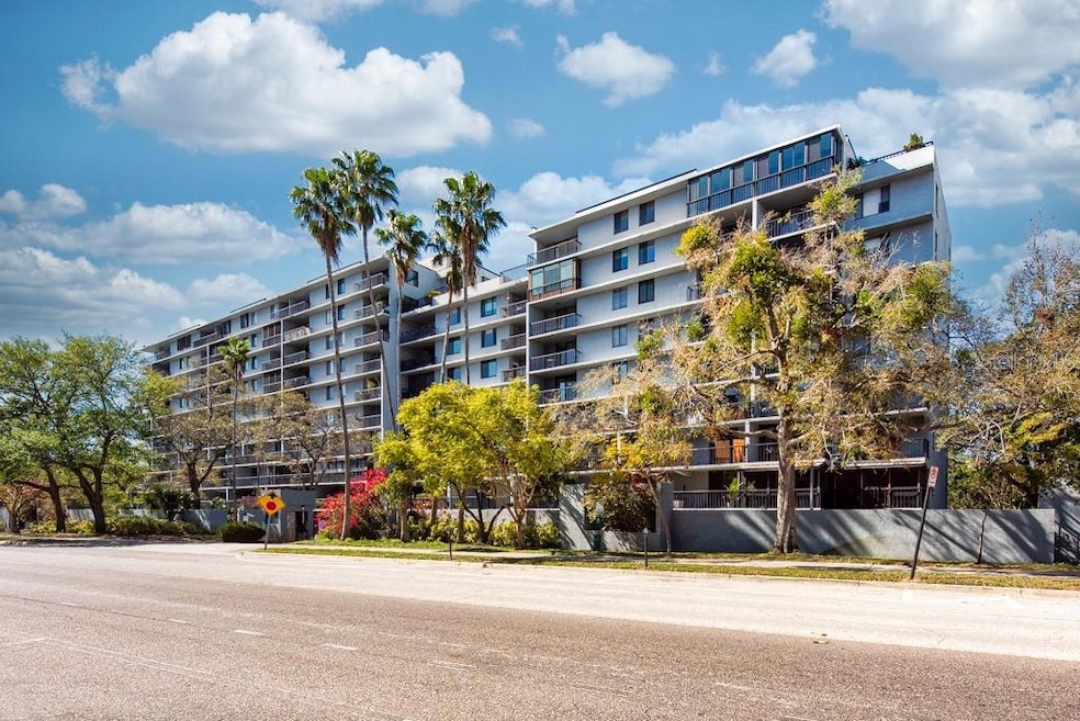 One Laurel Place Condominiums unit 909, Tampa, FL 33602 - photo 1