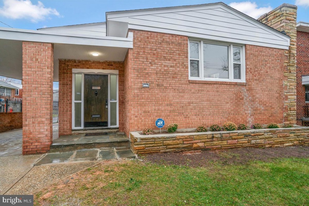 117 55th St SE, Washington, DC 20019 - photo 1