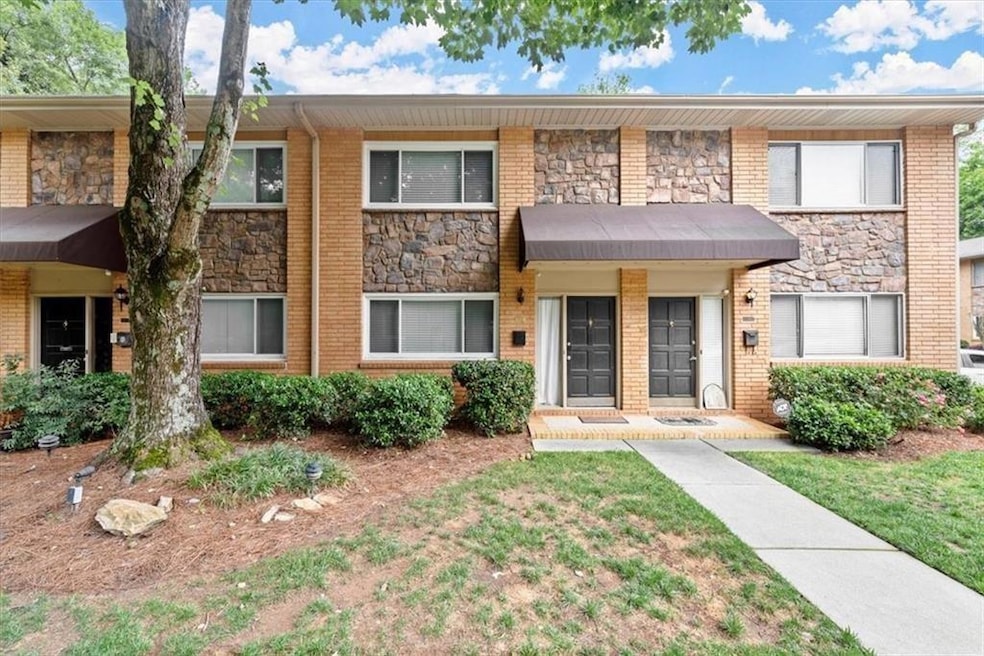 For Rent $2,400/month