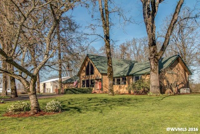 94767 Lovelake Rd, Junction City, OR 97448 - photo 1