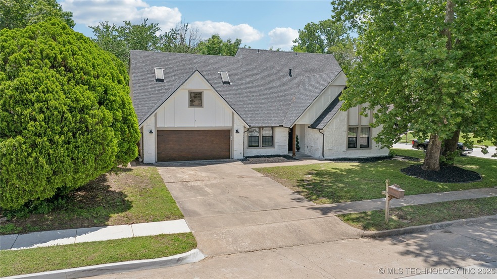2233 W Boston St, Broken Arrow, OK 74012 - photo 1