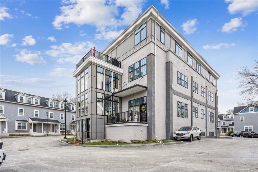 11 S Mason St unit 9, Salem, MA 01970 - photo 1