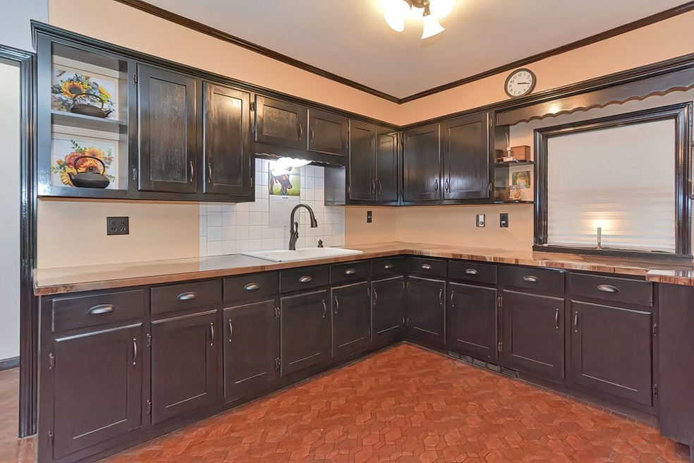 11 Hobson St, Lawrence, MA 01841 - photo 1