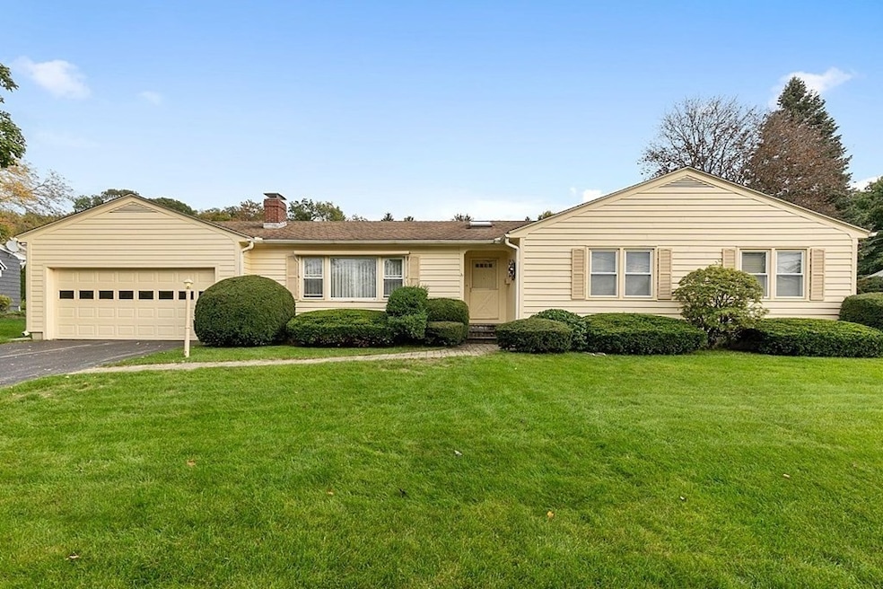 21 Briar Rd, Leominster, MA 01453 - photo 1