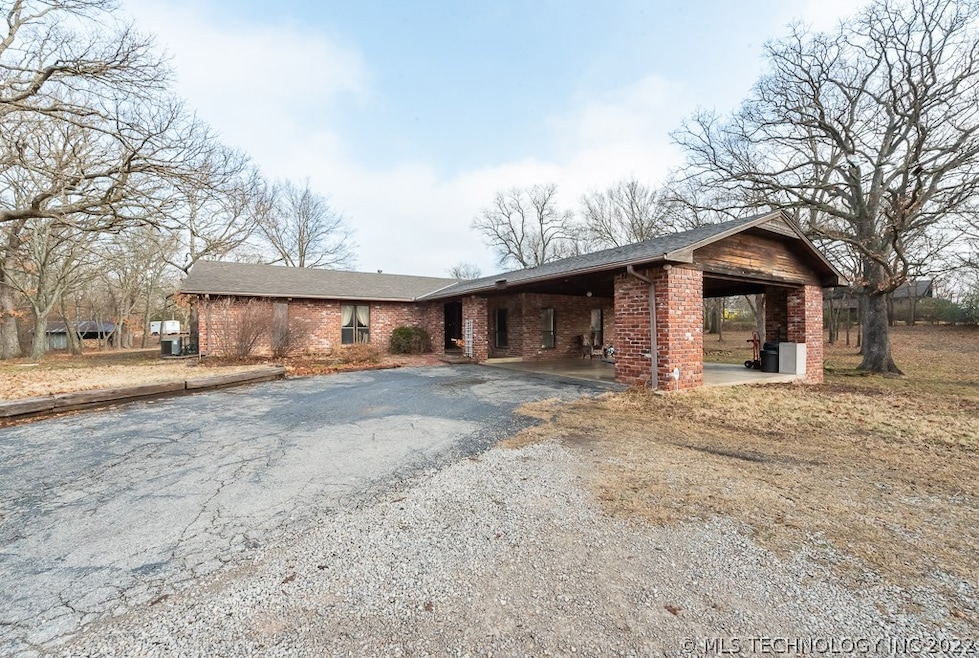 397590 W 2400 Rd, Bartlesville, OK 74006 - photo 1