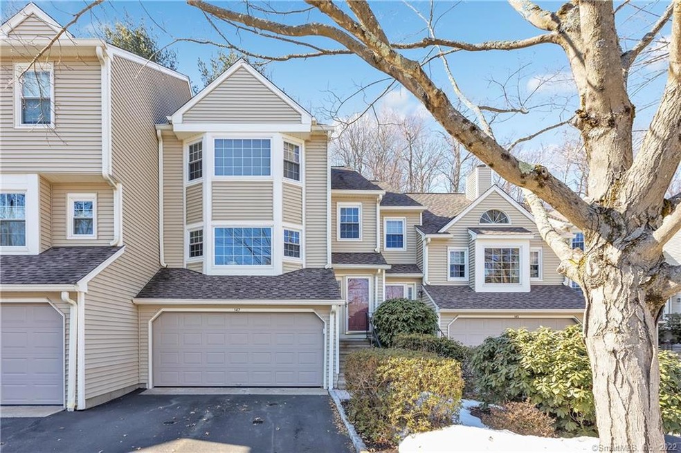 147 Governor Trumbull Way unit 147, Trumbull, CT 06611 - photo 1