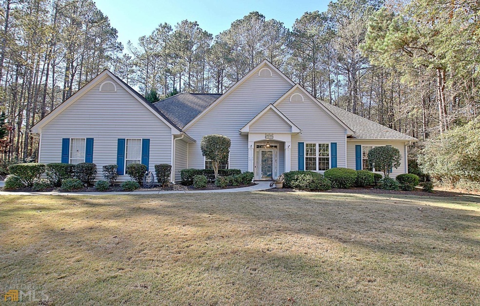 175 Mockingbird Trail, Peachtree City, GA 30269 - photo 1