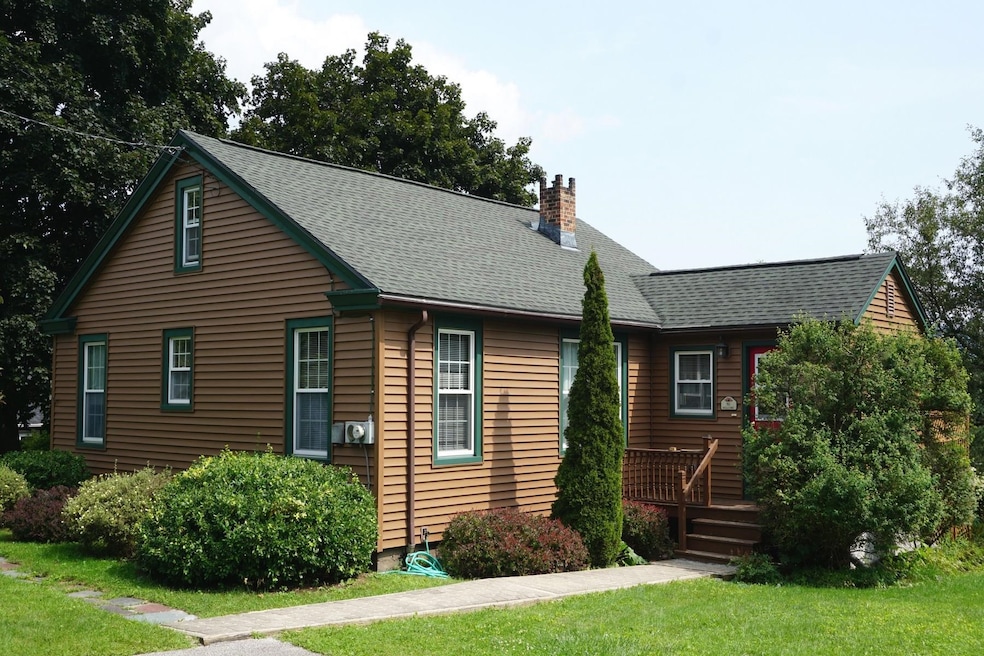 80 E Washington St, Rutland, VT 05701 - photo 1