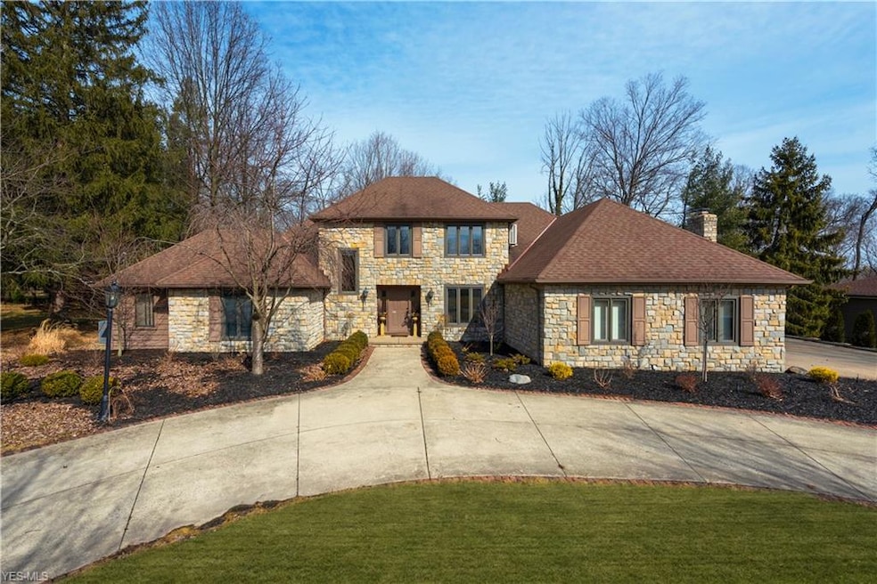 25000 Nobottom Rd, Olmsted Township, OH 44138 - photo 1