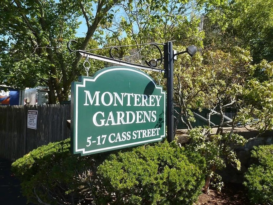 17 Cass St unit 5, West Roxbury, MA 02132 - photo 1