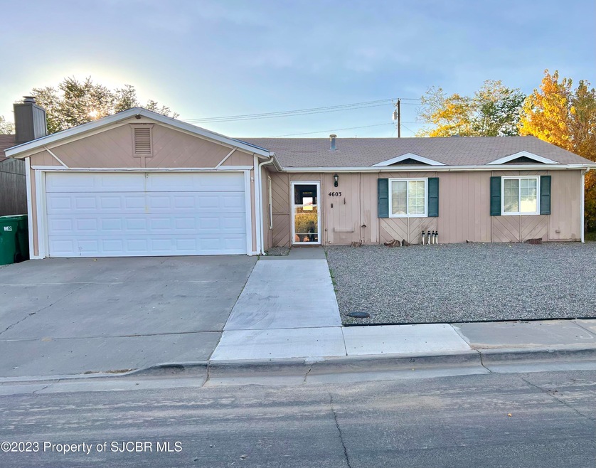4603 Caribbean Ave, Farmington, NM 87402 - photo 1