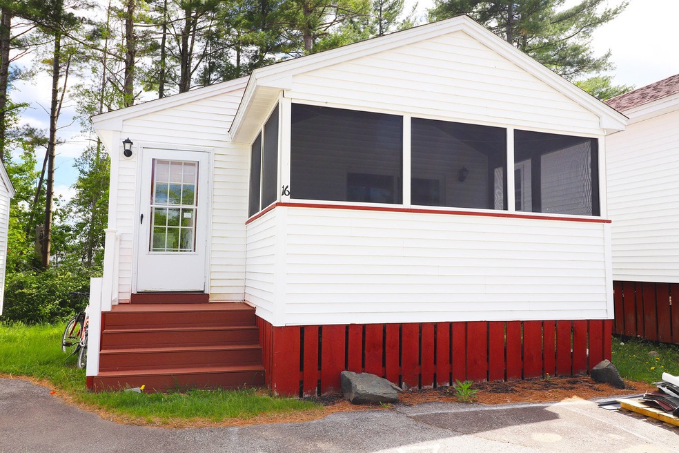 1139 Post Rd unit 16, Wells, ME 04090 - photo 1