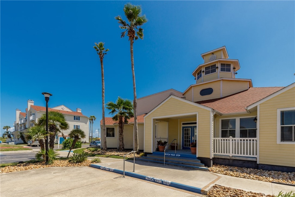 14721 Whitecap Blvd unit 373, Corpus Christi, TX 78418 - photo 1