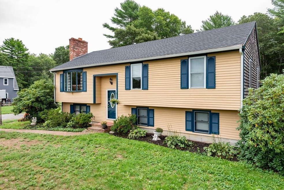 277 Purchase St, Middleboro, MA 02346 - photo 1