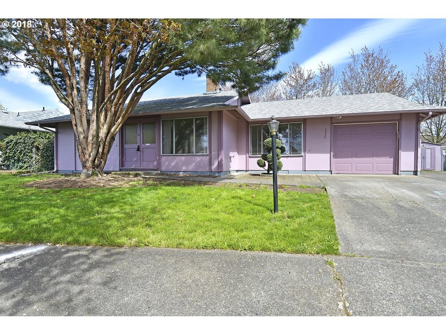 1926 NE Vista Ave, Gresham, OR 97030 - photo 1