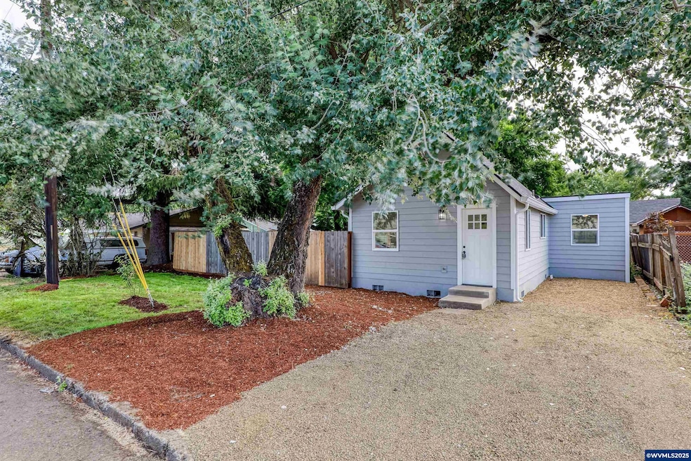 125 NE Balm St, Sheridan, OR 97378 - photo 1