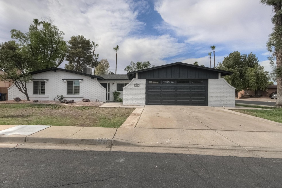 2537 W Portobello Ave-3