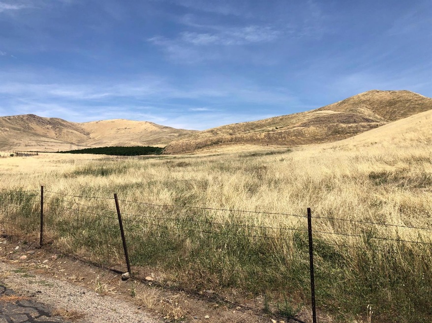 28956 Indian Reservation Rd unit 2, Porterville, CA 93257 - photo 1