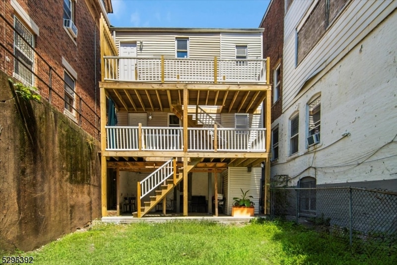 Sold $500,000 • Co-Listing Agent