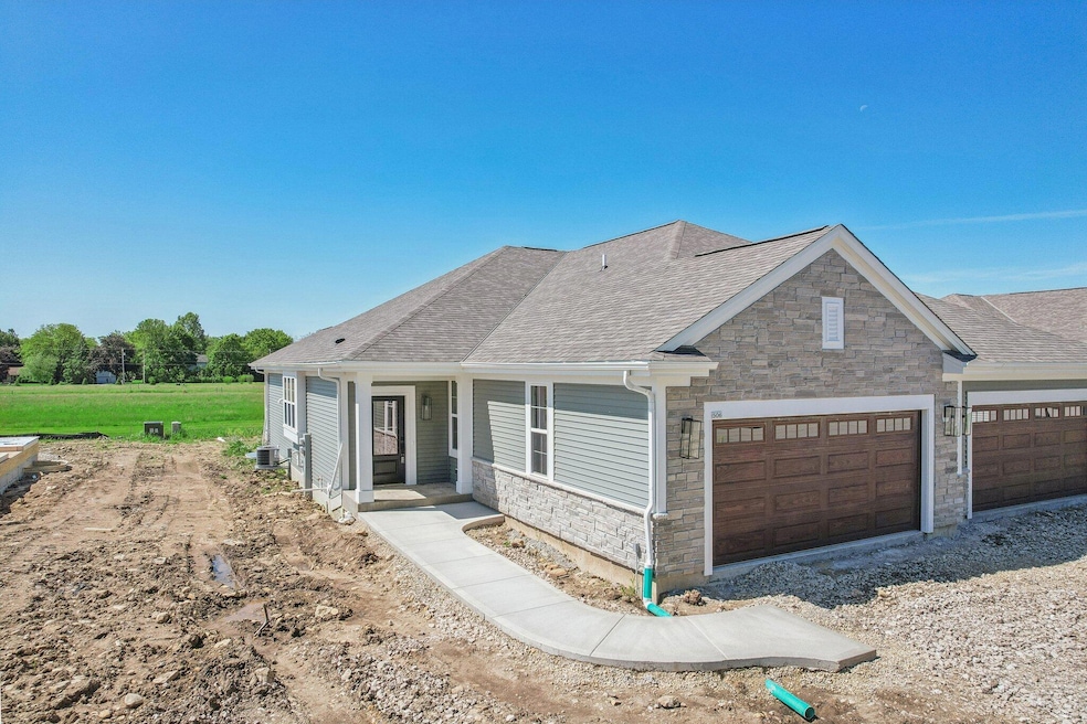 506 Hickory Hollow Dr 02 Transitional