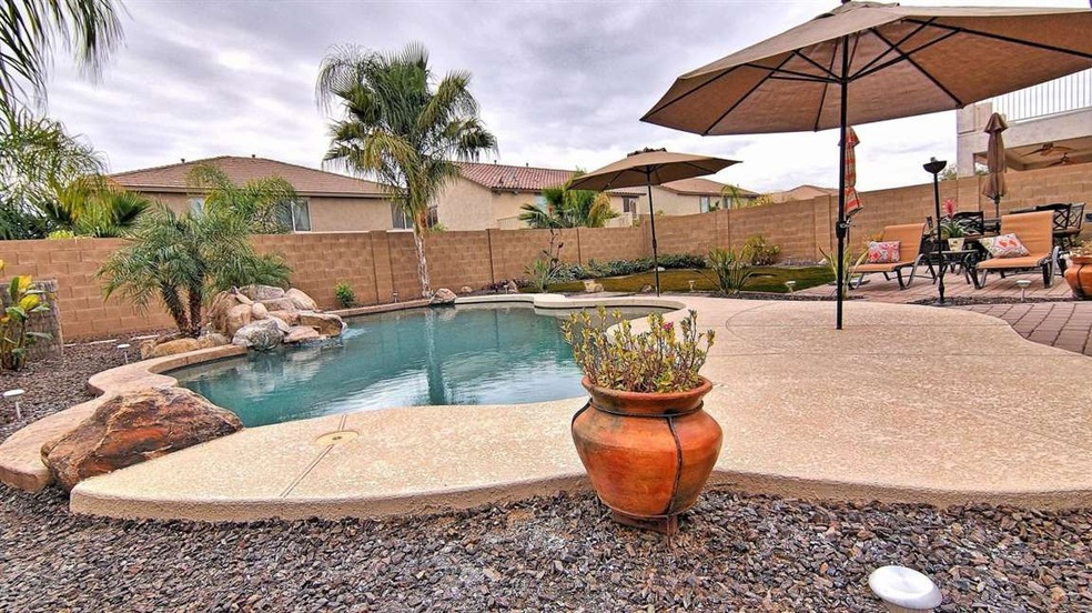 0 RESORT LIKE BACK YARD
