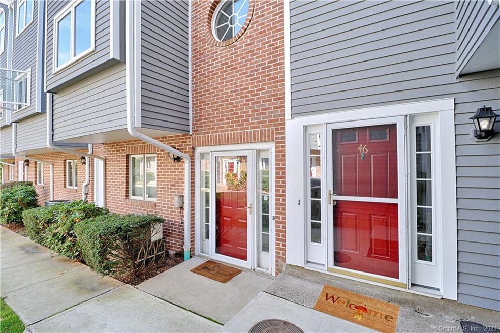 Seir Hill Gardens unit 46, Norwalk, CT 06850 - photo 1