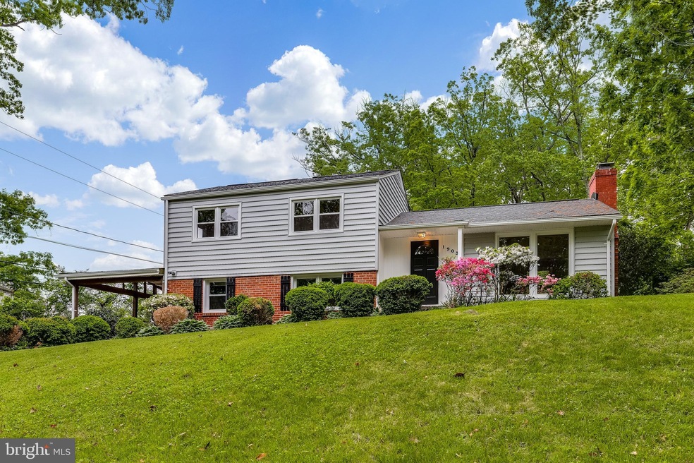 1903 Rushley Rd, Parkville, MD 21234 - photo 1