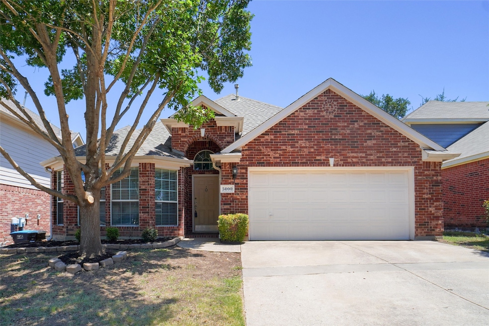 5000 Coral Creek Dr, Fort Worth, TX 76135 - photo 1