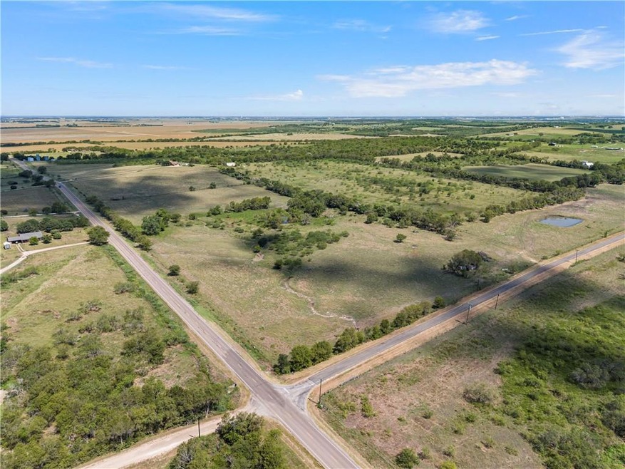 2042 Blue Cut Rd S, Moody, TX 76557 - photo 1