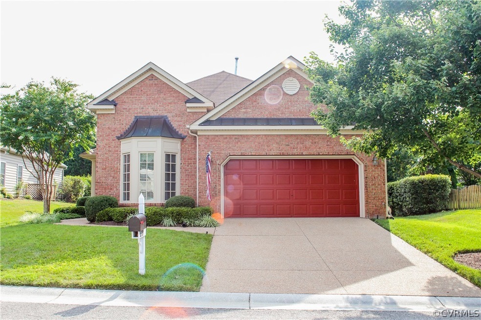 Welcome to this lovely patio home in CHARTER COLON