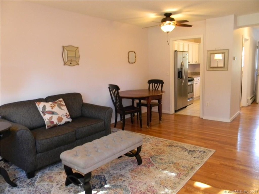 Bright open living/dining area