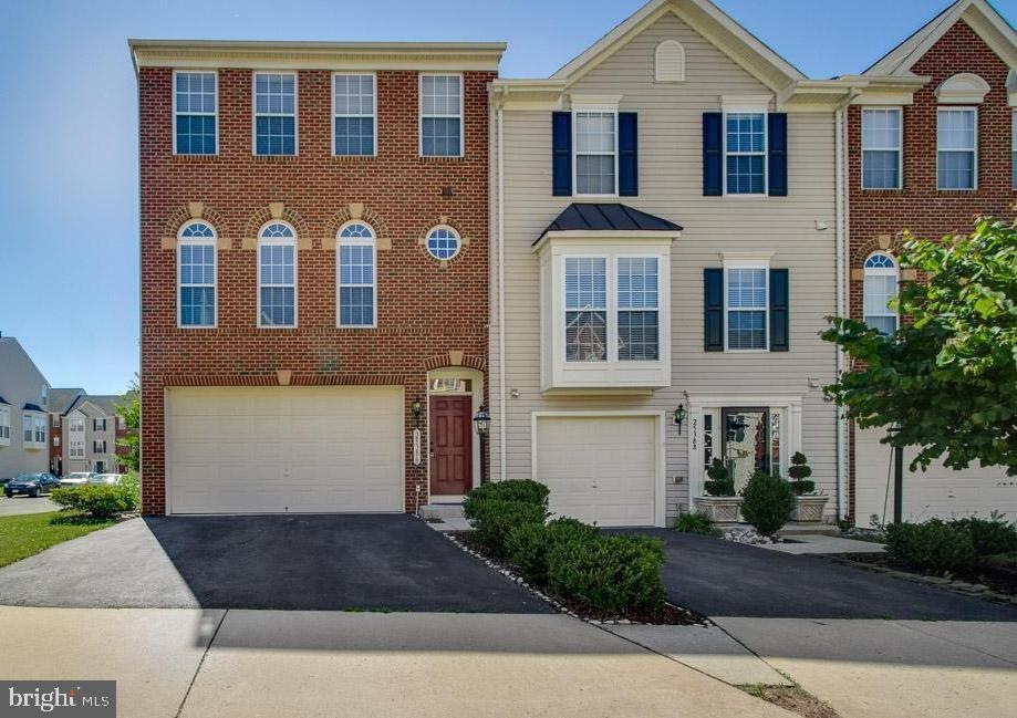 25386 Peaceful Terrace, Aldie, VA 20105 - photo 1