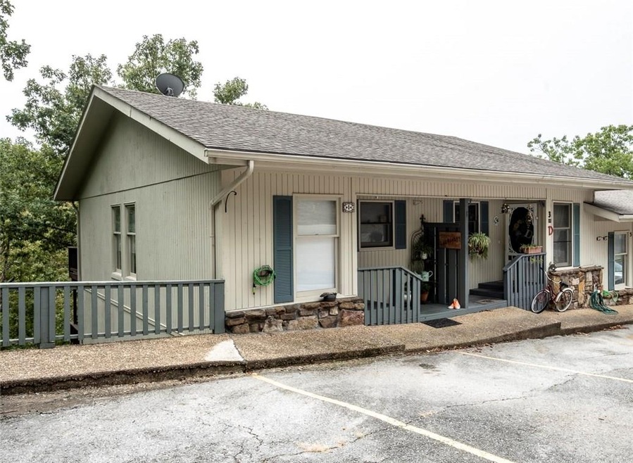 1 Davis Cir, Bella Vista, AR 72715 - photo 1