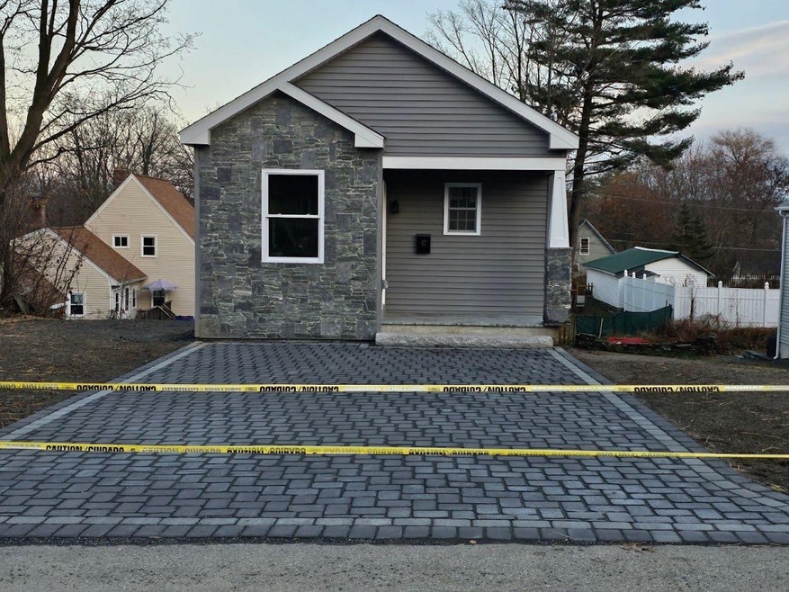 42 Hillside Ave, Derry, NH 03038 MLS 4974440