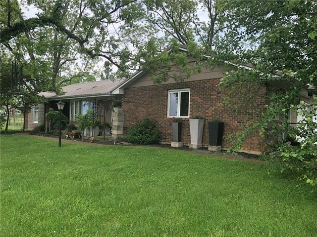 1085 SE Hwy 82  Osceola, MO